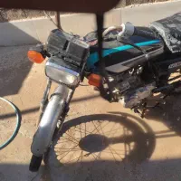 موتور سیکلت تمیز