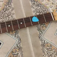 گیتار الکتریک آریا مدل STG اصل کره با آمپلی فایر|گیتار، بیس، امپلیفایر|سنندج, |دیوار