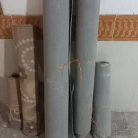 مقداری موکت برای کناره