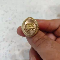 فروش طلا 300بالای تابلو