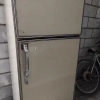 یخچال ژاپنی قدیمی سالم بشرط(جیحون سپه)