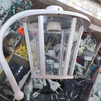 چراغ حیاطی کلاسیک فلزی سفید|لامپ و چراغ|نجفآباد, فرخی|دیوار