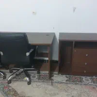 میزمدیریت و صندلی چرخ دار