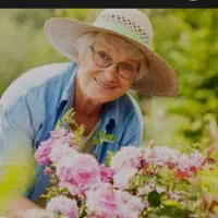 پرستار سالمند ۲۴ ساعته