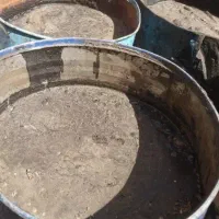 فروش ۱۵ عدد بشکه قیر ۲۲۰لیتری درجه یک