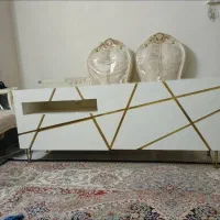 میز تلویزیون لاکچری