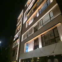 20متر-مغازه-بر-لاله