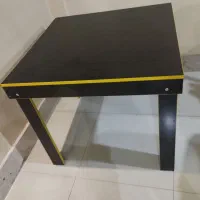 صندلی و میز
