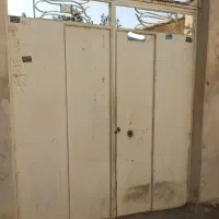 درب کوچه ساختمان