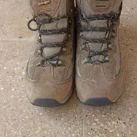 پوتین کوهنوردی سایز ۴۲