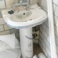 روشویی باشیر سالم