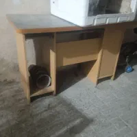 میز کامپیوتر فروشی