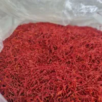 زعفران با کیفیت رو بی واسطه از کشاورز بخرید