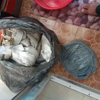 کیسه بکس مقداری طسمه رختکن لباس و عدد مهتابی سالم|لباس|بندرعباس, |دیوار