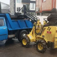 جابجایی جمع آوری نوخاله زیر ساختمان.با مینی لودر