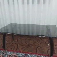 میز بزرگ و عسلی