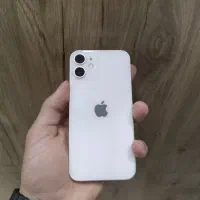اپل iPhone 12 mini با حافظهٔ ۱۲۸ گیگابایت