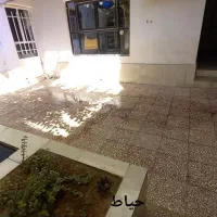 خانه نقلی تقاطع کیوانفر یک کوچه به خیابون اصلی|فروش خانه و ویلا|قم, پشت انبار نفت|دیوار