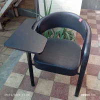 صندلی دسته دار