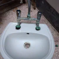 روشویی باشیر