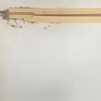 بخچال وتعدادی قالی موجودهست