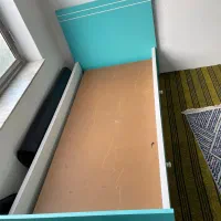 تخت همراه با تشک و کمد و شلف|تخت و سرویس خواب|قائمشهر, |دیوار