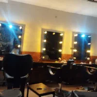 شاگرد نیمه ماهر آرایشگاه با حقوق