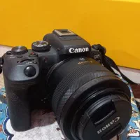 دوربین کنون R10