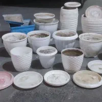 تعدادی گلدان سفالی و پلاستیکی سالم|گل و گیاه طبیعی|تهران, تهرانسر مرکزی|دیوار