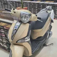 لیبرتی پیاجیو|موتورسیکلت|تهران, نیروی هوایی (پیروزی)|دیوار