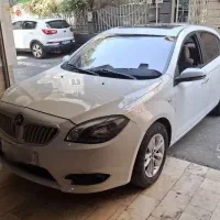برلیانس۳۲۰