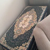 پشتی کاملا نو و سالم همراه رو پشتی