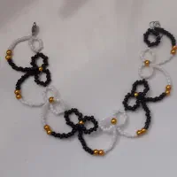 دستبند پاپیونی