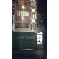 90 متری همکف