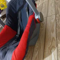 کریر و گهواره نوزاد کاملا سالم|تخت و صندلی بچه|پاکدشت, حصار امیر|دیوار