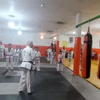 باشگاه ورزشی توران زمین|خدمات آموزشی|مشهد, هنرور|دیوار