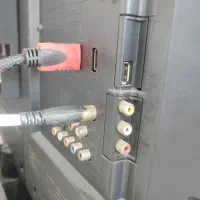 تلویزیون 32 اینچ پاناسونیک|تلویزیون و پروژکتور|بوشهر, |دیوار