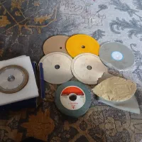 مقداری وسایل  تراش سنگ