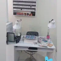 فروش تمامی وسایل ناخن کاری، نو و تمیز