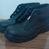 کفش ایمنی سایز ۴۲