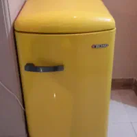 فریزر کلاسیک،میز  ناهار خوری.