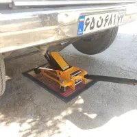 جک سوسماری ۳ تن