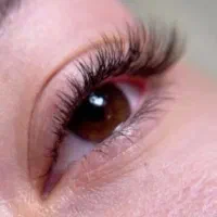 مدل اکستنشن مژه با هزینه مواد