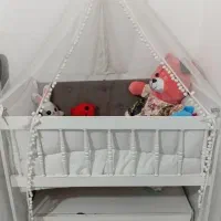 تخت گهواره نوزاد