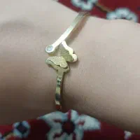 دستبند طرح طلا ولی بدل درجه یک
