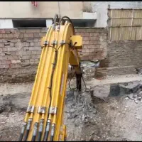 راننده مینی بیل