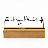 تندیس فلزی طرح ضربان نت موسیقی