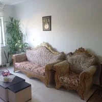 مبلمان سلطنتی ۷ نفره با جلومبلی و دوعددعسلی|مبلمان خانگی و میز عسلی|سنندج, |دیوار