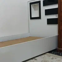 تخت یکنفره و گاو صندوق دو در