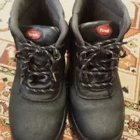 کفش ایمنی کاوه سایز ۴۲